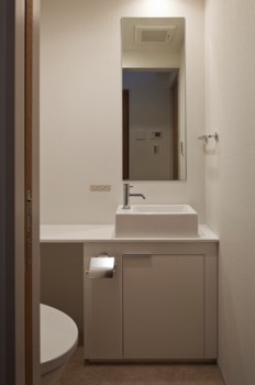 House B/C second floor washroom   House B/C second floor washroom